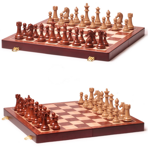 Set di scacchi e scacchiera