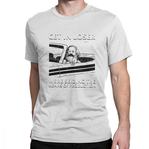 T-shirt estiva uomo “Karl Marx – Sali in macchina sfigato, prenderemo il controllo di tutti i mezzi produttivi”