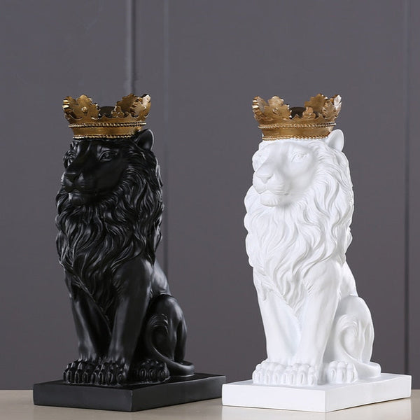 Statuette decorative a forma di leoni con corona