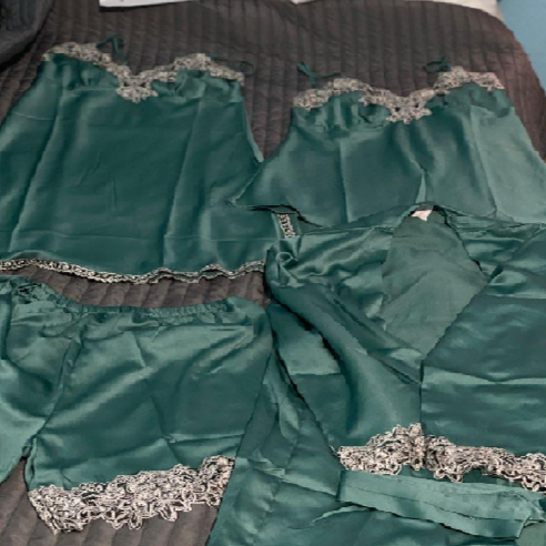 Set di pigiami da donna in seta