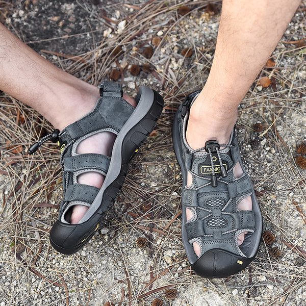 Sandali estivi da uomo a punta chiusa per escursionismo