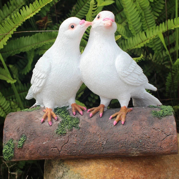 Statuette decorative da giardino a forma di piccioni