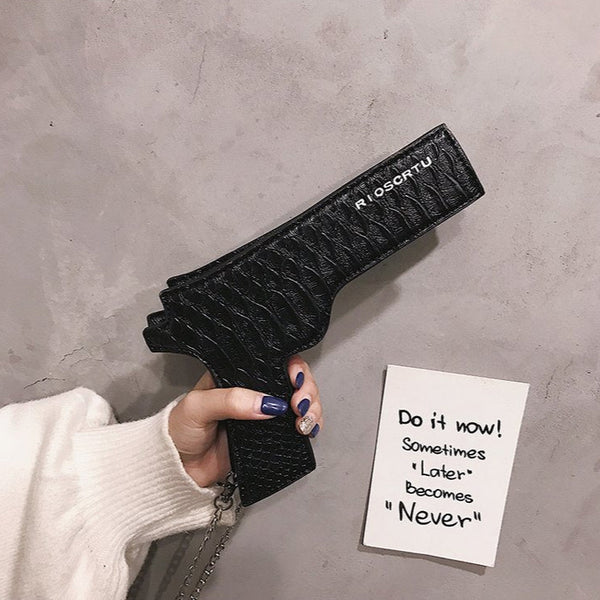 Pochette donna a forma di pistola
