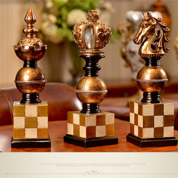 Statuette decorative a forma di scacchi