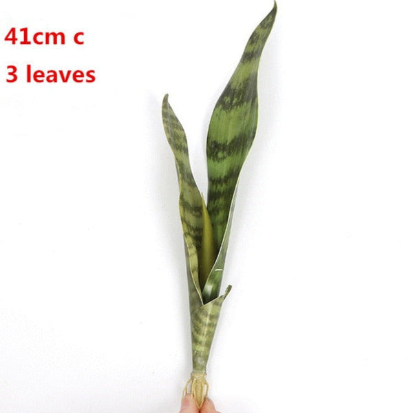 Piantina artificiale tropicale Sanseviera laurentii a foglie lunghe
