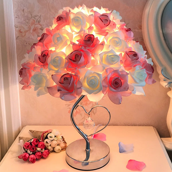 Lampada da tavolo a forma di bouquet di rose