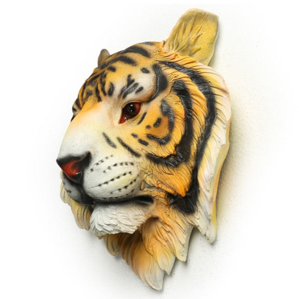 Decorazione da parete con volto di tigre