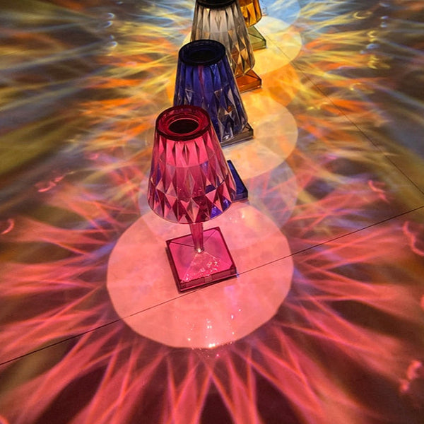 Lampada da tavolo in cristallo acrilico “Design italiano”